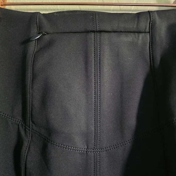 Lululemon &go Cityfarer Black Skirt Size 8 - Picture 5 of 9